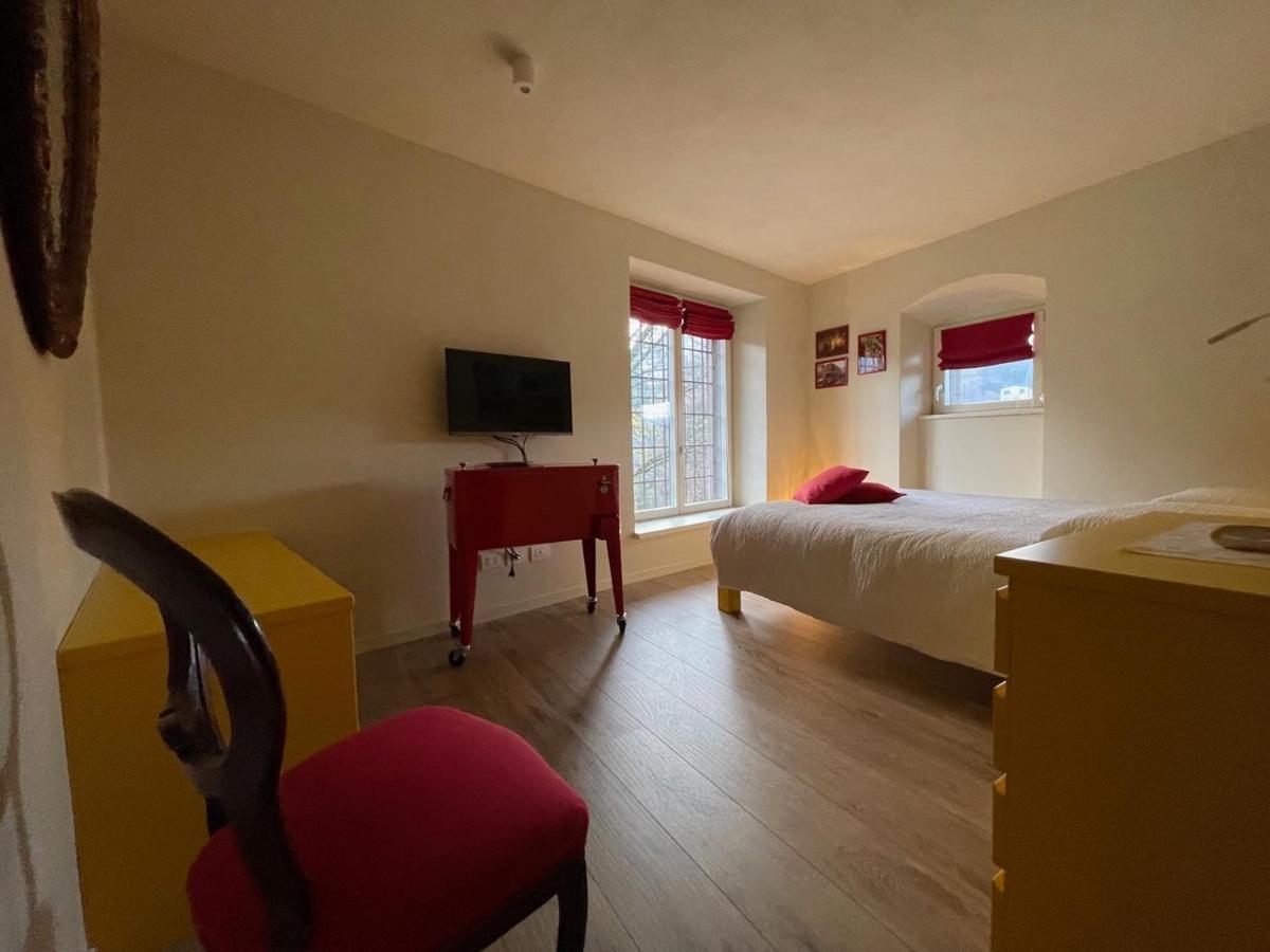 Foresteria Antica Bastia B&B Bergamo Exteriör bild