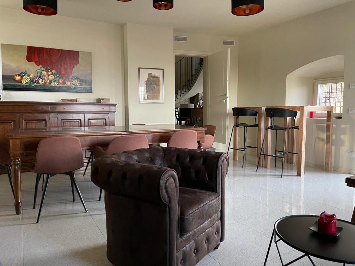 Foresteria Antica Bastia B&B Bergamo Exteriör bild