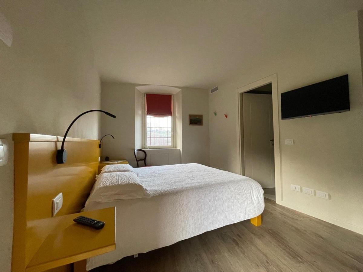 Foresteria Antica Bastia B&B Bergamo Exteriör bild