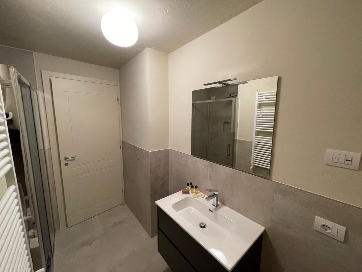 Foresteria Antica Bastia B&B Bergamo Exteriör bild