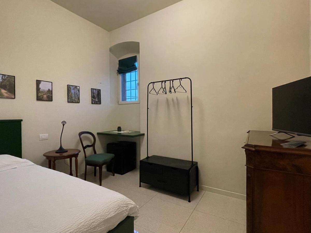 Foresteria Antica Bastia B&B Bergamo Exteriör bild